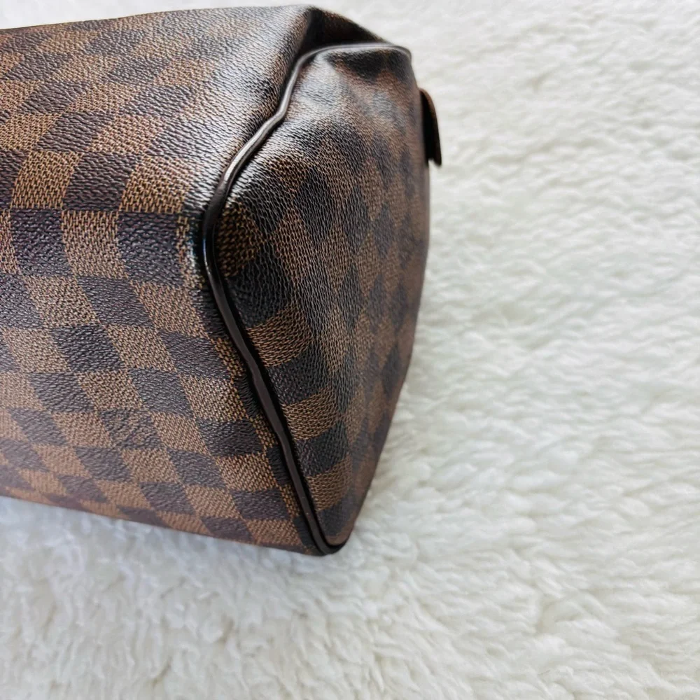 Louis Vuitton Damier Ebene Speedy 25 Bag - Picture 4 of 16